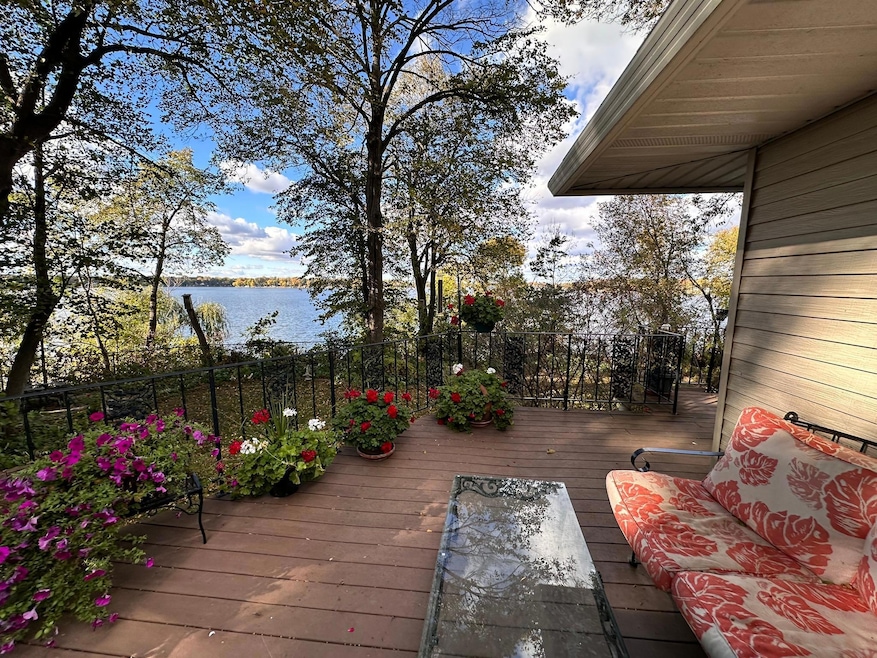 Coming Soon $899,000 • Co-Listing Agent
