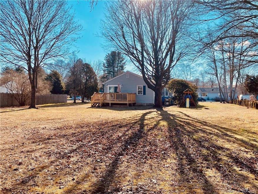 70 Midway Oval, Groton, CT 06340 - photo 1