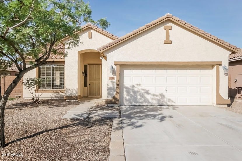 001-Exterior-2175843-small