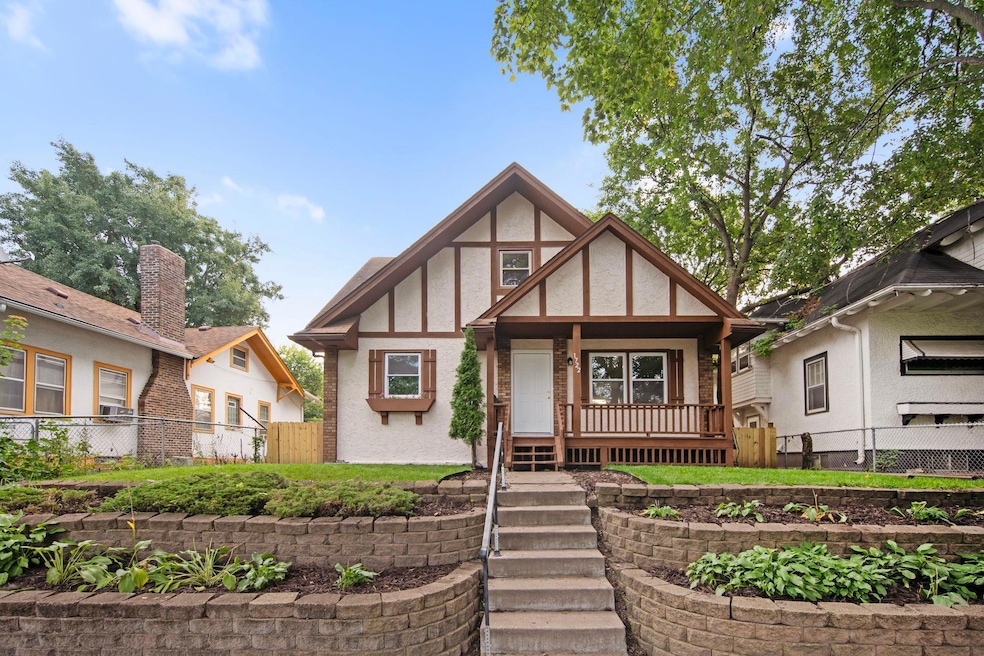 1722 Queen Ave N, Minneapolis, MN 55411 - photo 1
