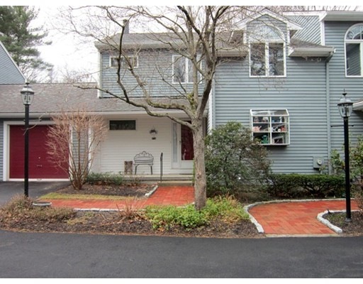 73 Spring St unit 5, Medfield, MA 02052 - photo 1