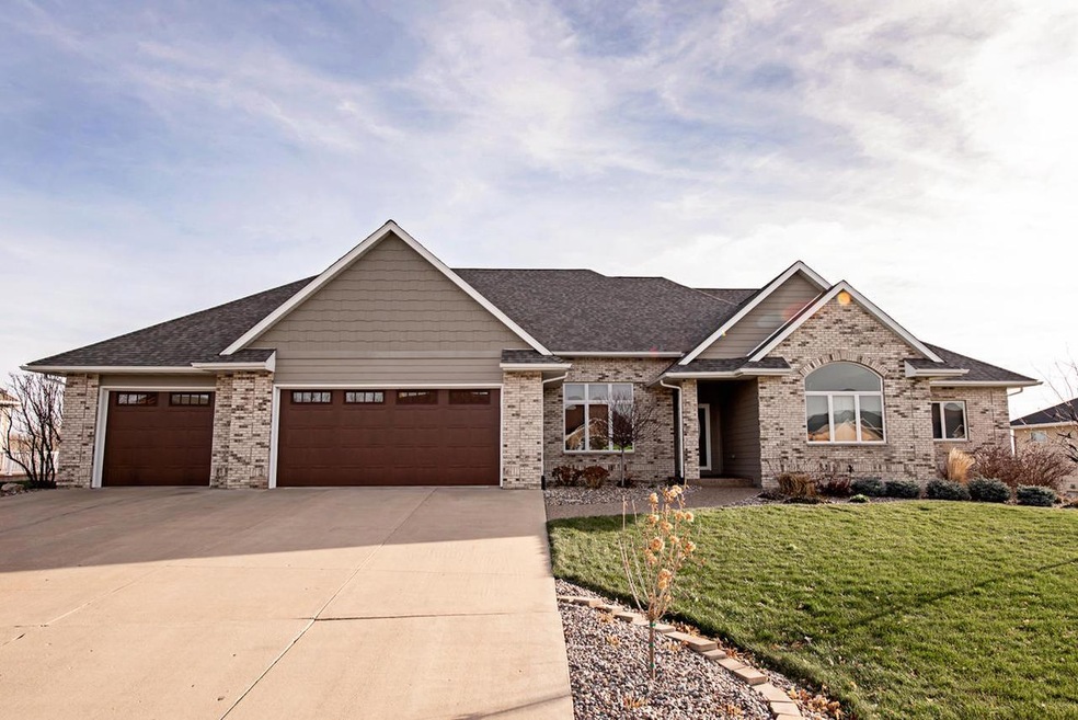 78 Wildridge Dr, Winona, MN 55987 - photo 1