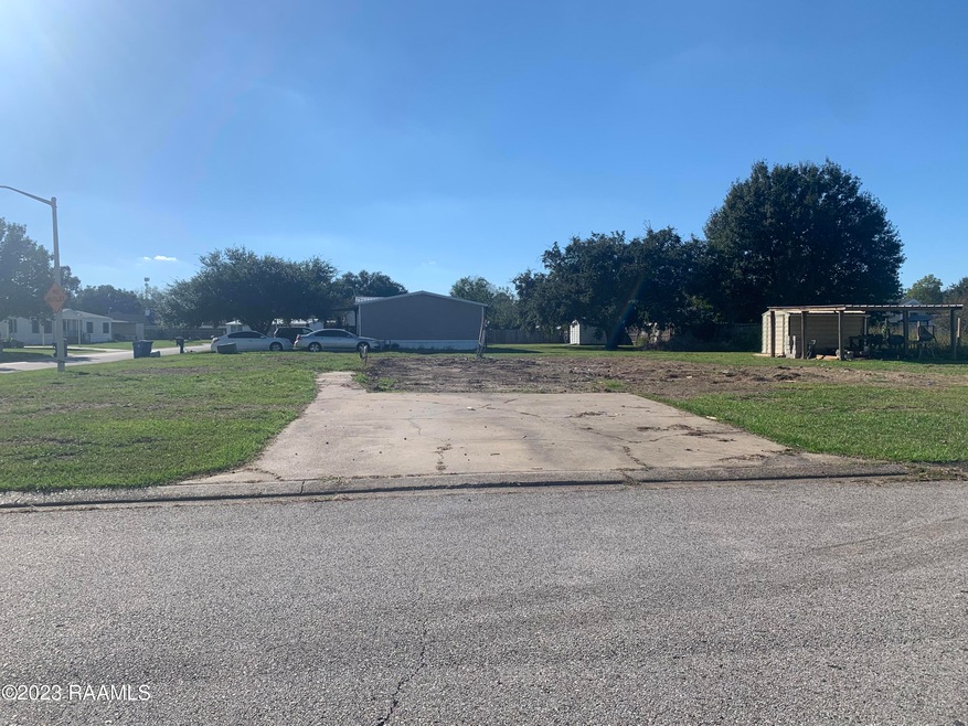 Corner view with driveway