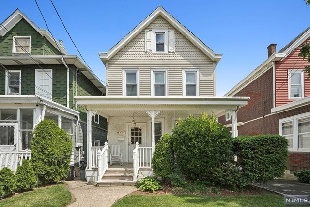 329 8th St, Carlstadt, NJ 07072 - photo 1