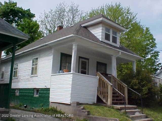 619 Bluff St, Lansing, MI 48906 - photo 1