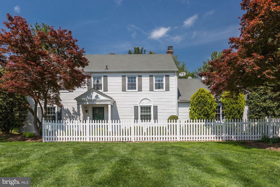 14809 Spring Meadows Dr, Germantown, MD 20874 - photo 1