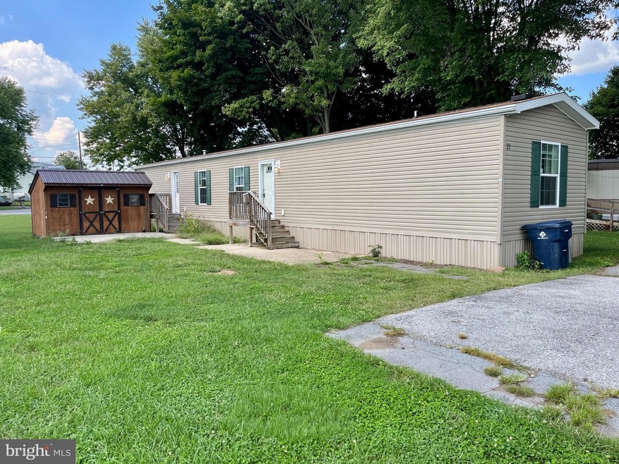 4496 Sycamore Grove Rd unit 21, Chambersburg, PA 17202 - photo 1