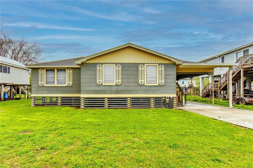 206 Lynn St, Chauvin, LA 70344 - photo 1