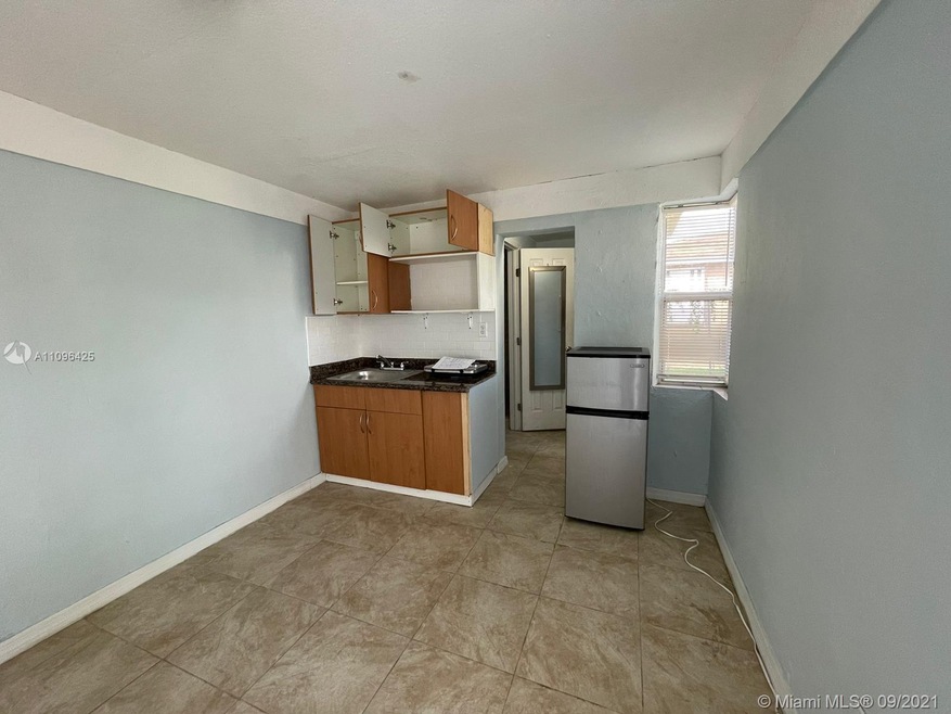 1030 18th St unit C, West Palm Beach, FL 33407 - photo 1