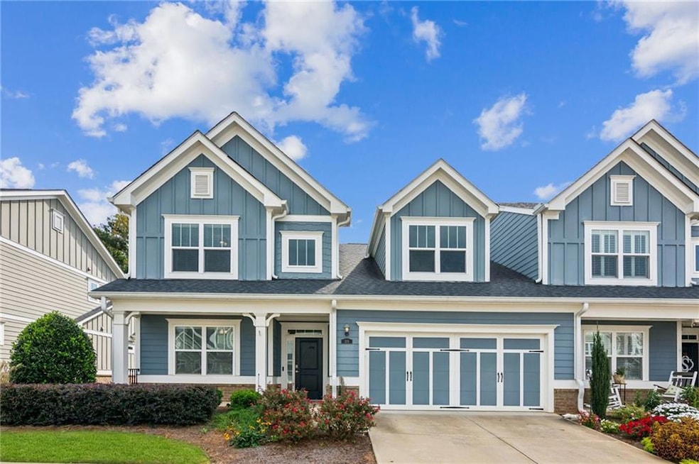 For Sale $550,000 • Co-Listing Agent