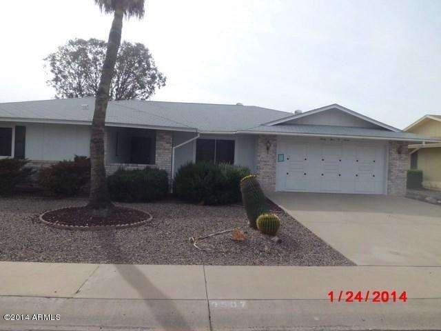 9507 W Calico Dr, Sun City, AZ 85373 - photo 1