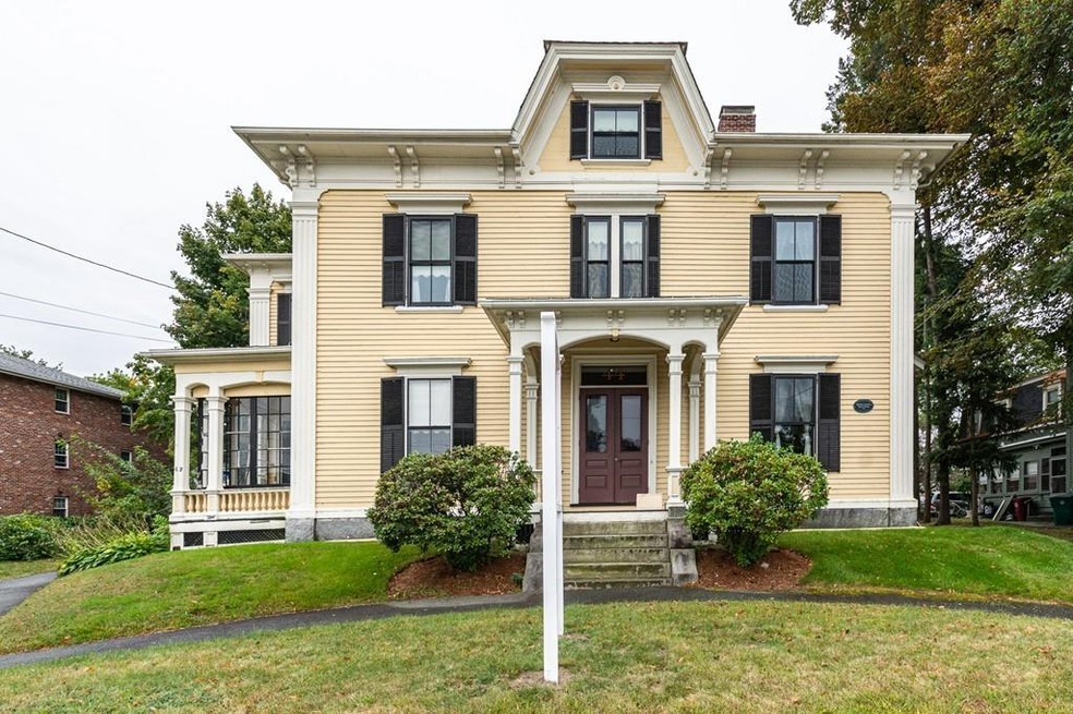 42 Highland St unit 1, Lowell, MA 01852 - photo 1