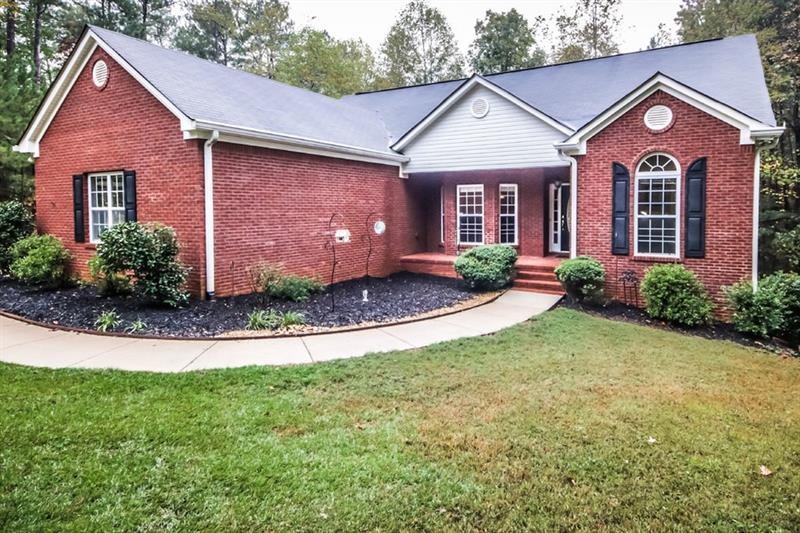 8084 Cypress Ct, Villa Rica, GA 30180 - photo 1