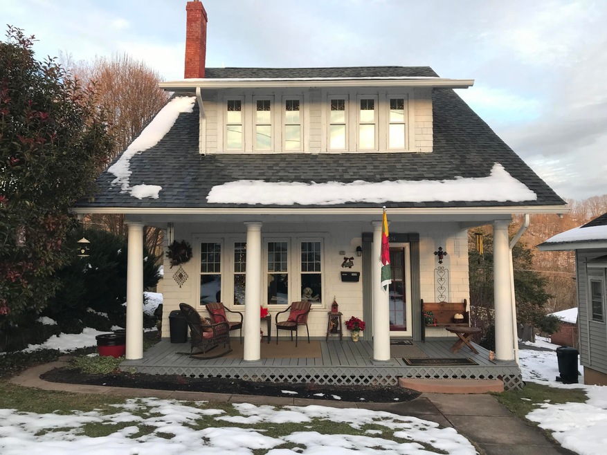 1036 McCormick BLVD