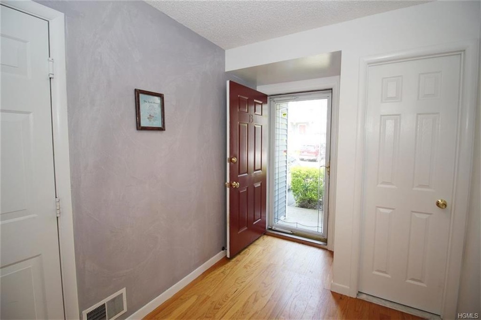 13 Eagle Ridge Way unit 196, Nanuet, NY 10954 - photo 1