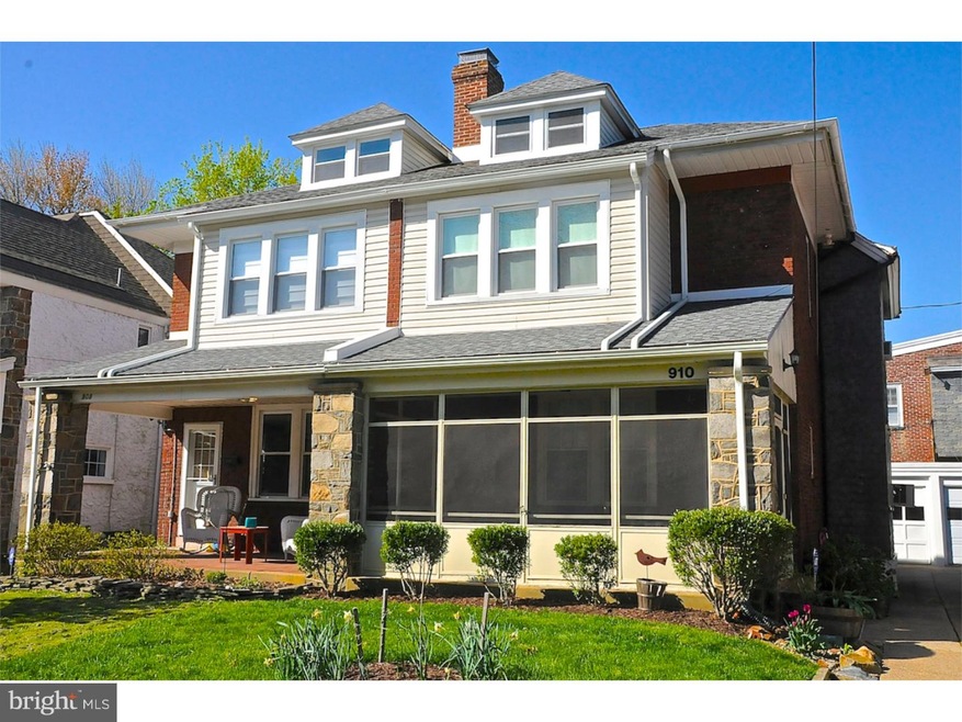 910 W 24th St, Wilmington, DE 19802 - photo 1