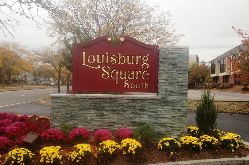 156 Quincy Shore Dr unit 68, Quincy, MA 02171 - photo 1