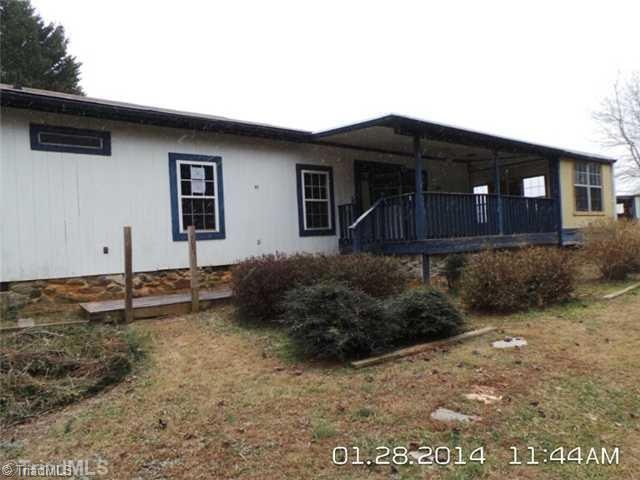 101 Hilltop Dr, Statesville, NC 28625 - photo 1