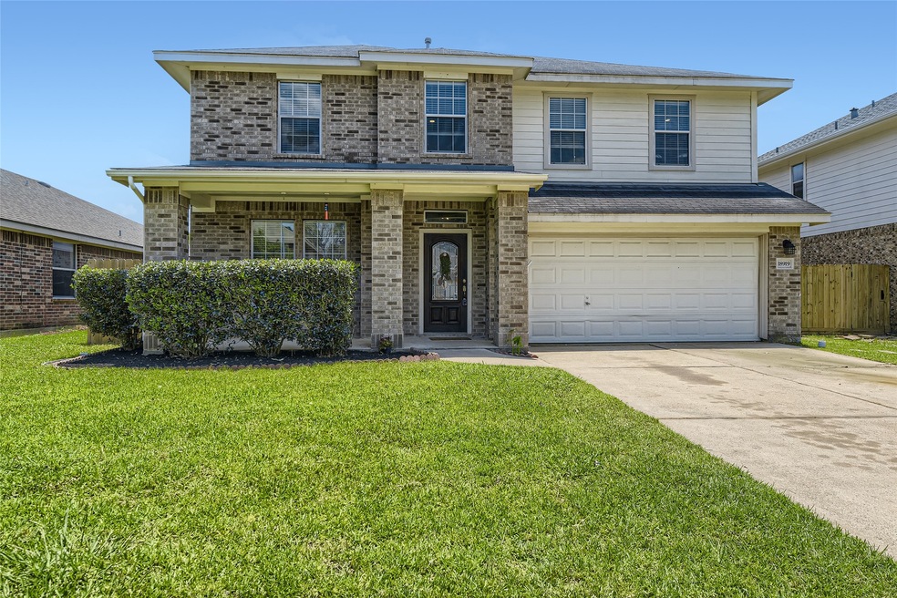 18919 Squirrel Oaks Dr, Magnolia, TX 77355 - photo 1