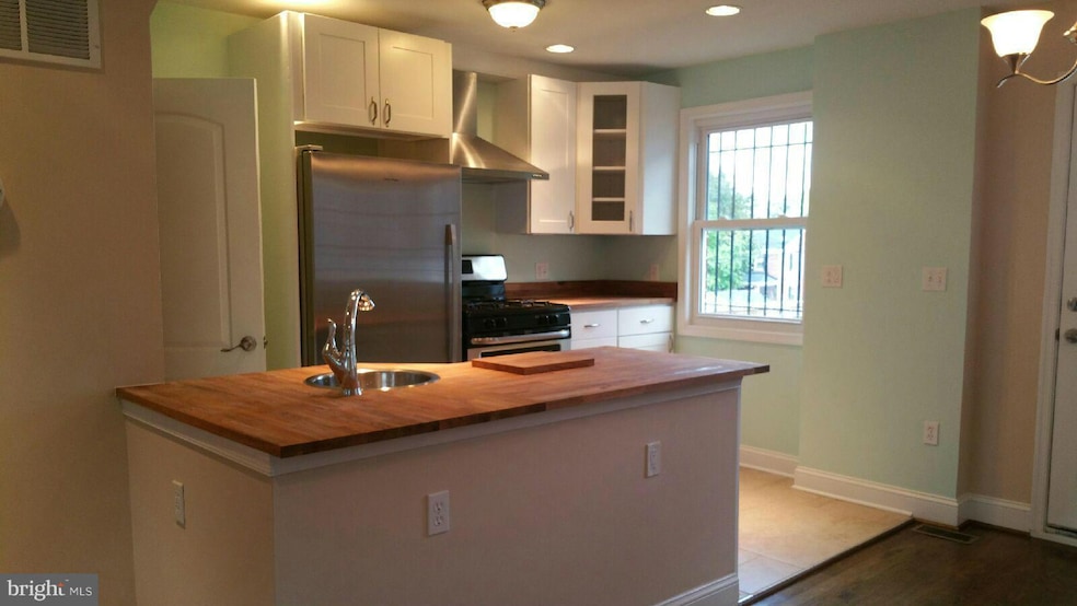 470 Burbank St SE, Washington, DC 20019 - photo 1