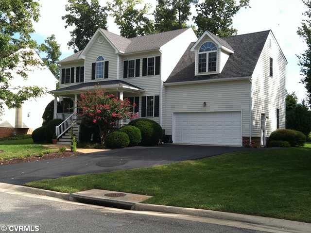 Exterior Front - Welcome to 1307 Lomond Drive!