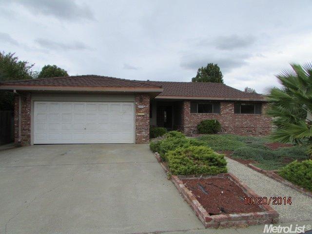 5481 Lerner Way, Sacramento, CA 95823 - photo 1