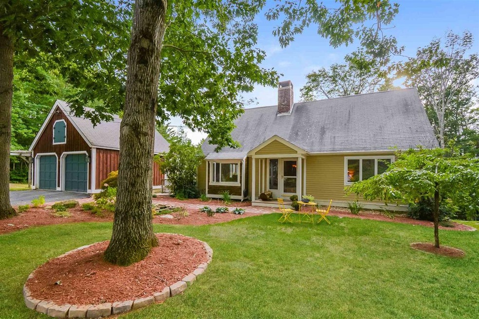 46 Ridgeview Rd, Weare, NH 03281 - photo 1