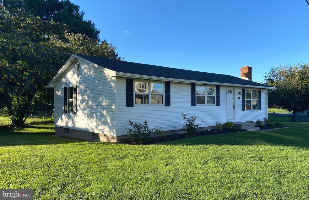 304 Palmyra Rd, Edinburg, VA 22824 - photo 1