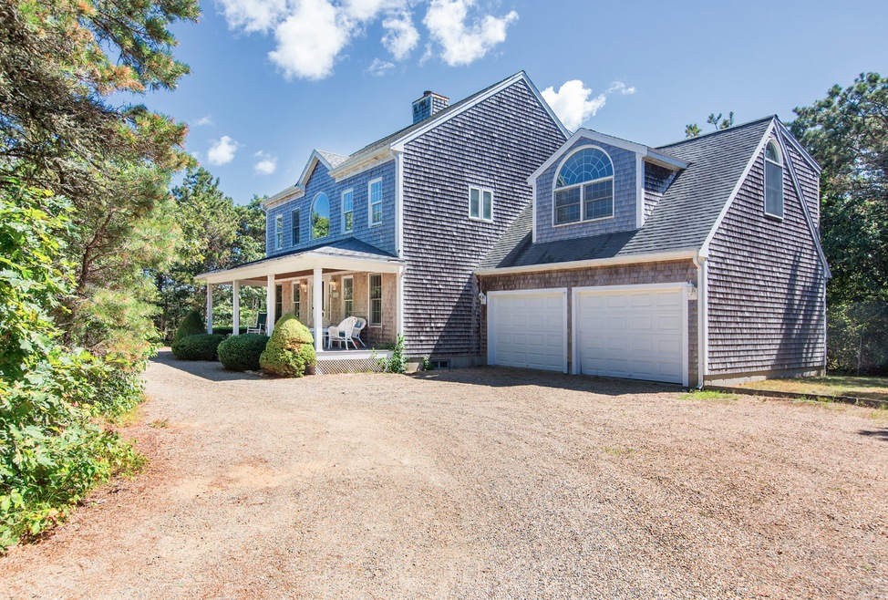16 Thaxter Ln, Edgartown, MA 02539 - photo 1