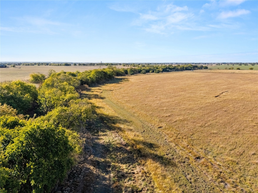 Lot 1 TBD 23+/- ac. New Windsor Pkwy, McGregor, TX 76657 - photo 1