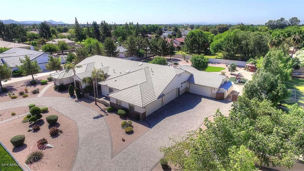 Aerial-6 Car Garages