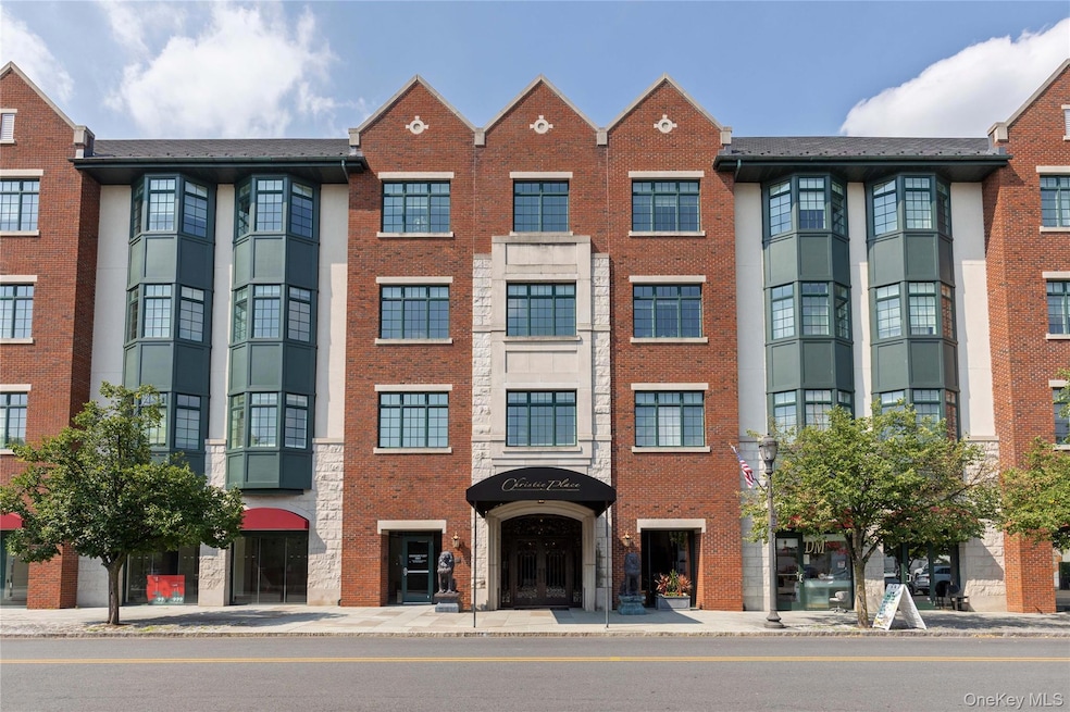 For Sale $1,525,000 • Co-Listing Agent