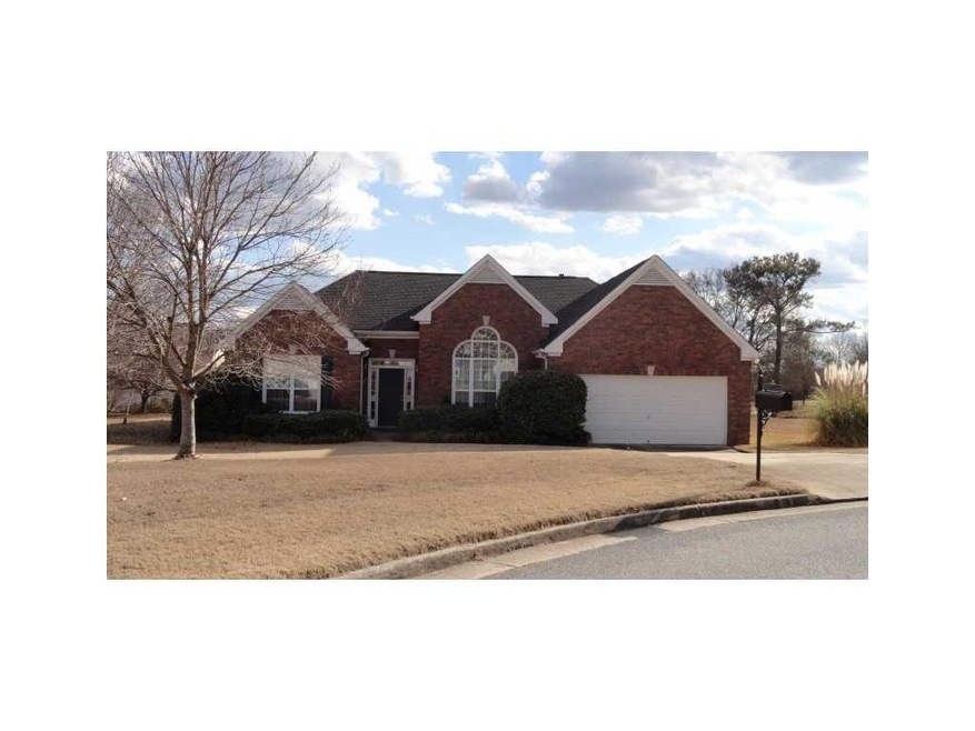 Exterior Front. Easy one level living on a cul-de-