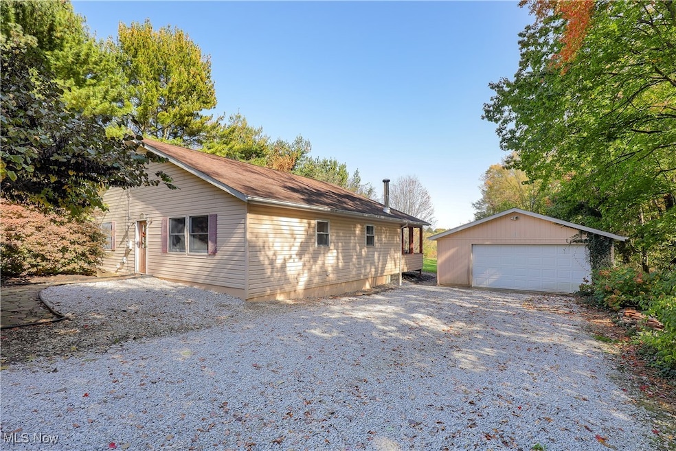 6063 S Myers Rd, New Franklin, OH 44216 - photo 1