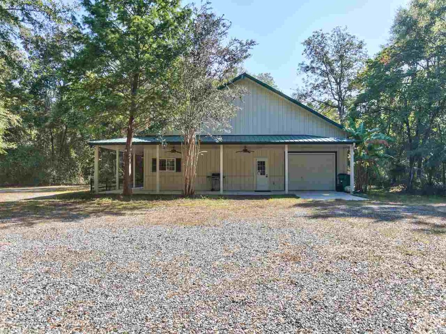 812 Hunters Trace, Crawfordville, FL 32327 - photo 1
