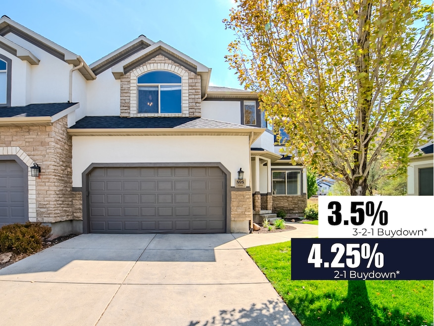 For Sale $559,999 • Co-Listing Agent