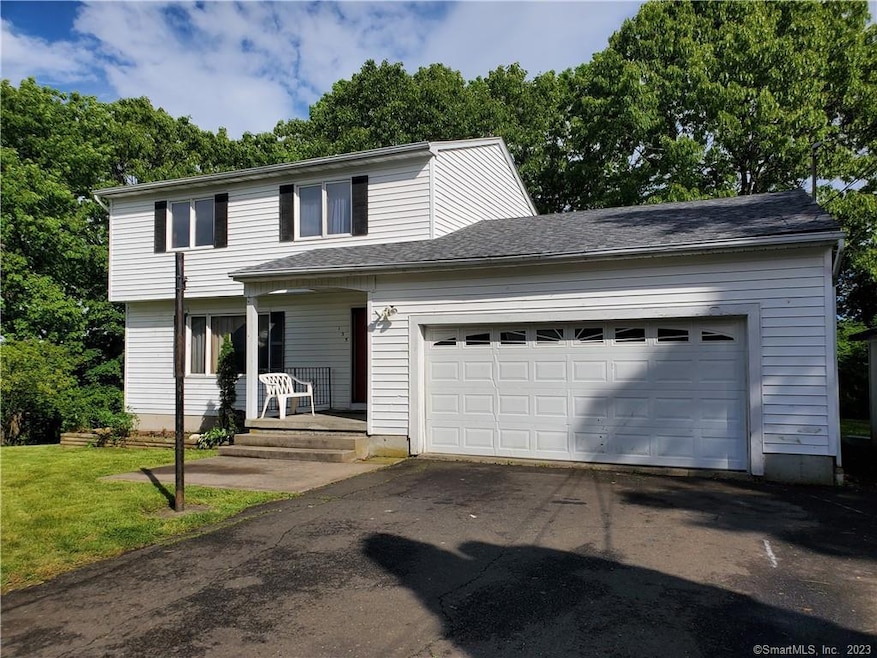 135 Pheasant Rd, West Haven, CT 06516 - photo 1