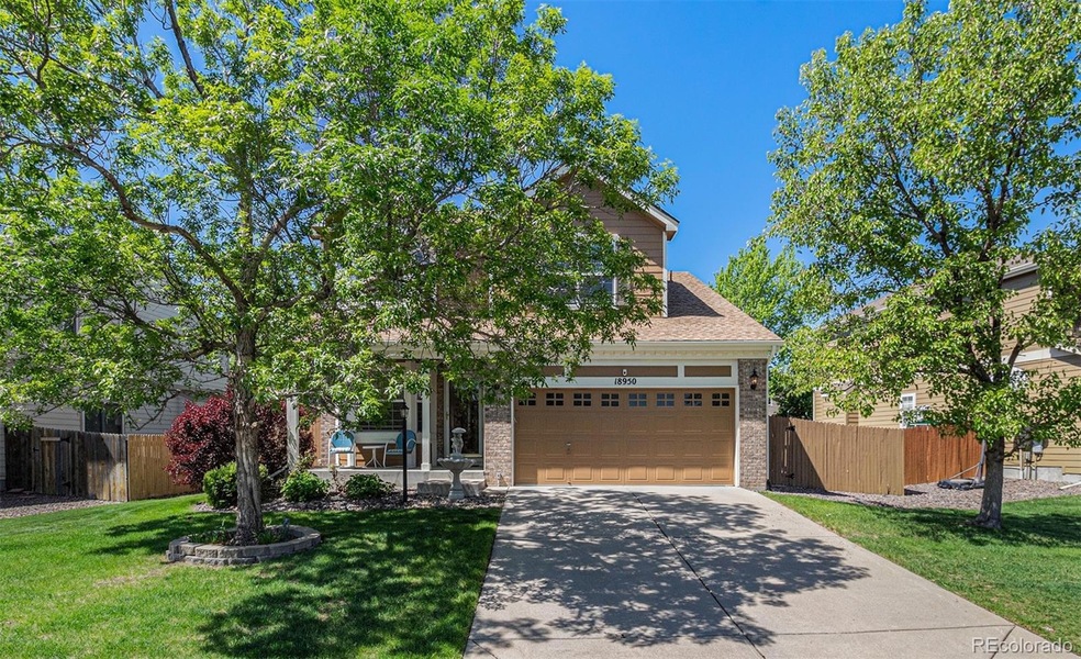 18950 E Garden Dr, Aurora, CO 80015 - photo 1