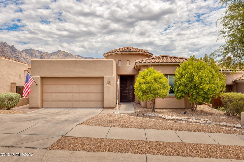 6234 N Via Paloma Rosa