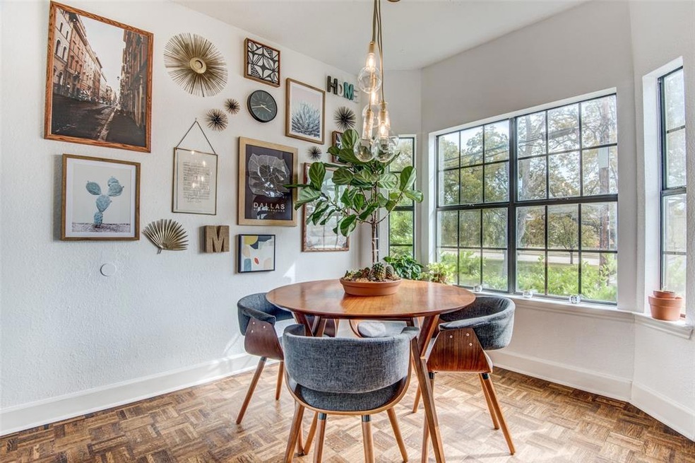 Cheerful, happy dining area.