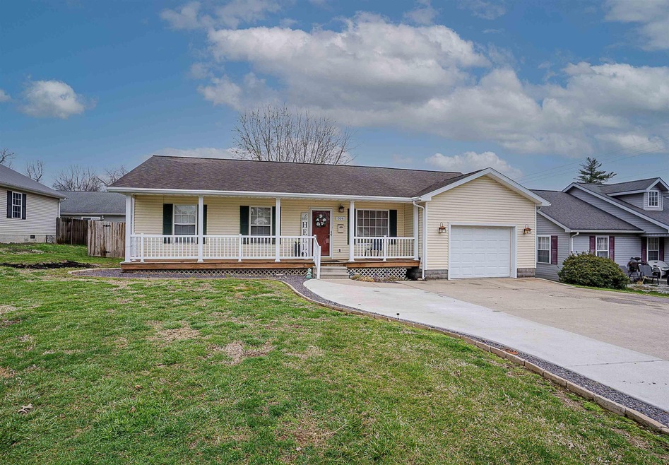 504 W Monroe St, Princeton, IN 47670 - photo 1