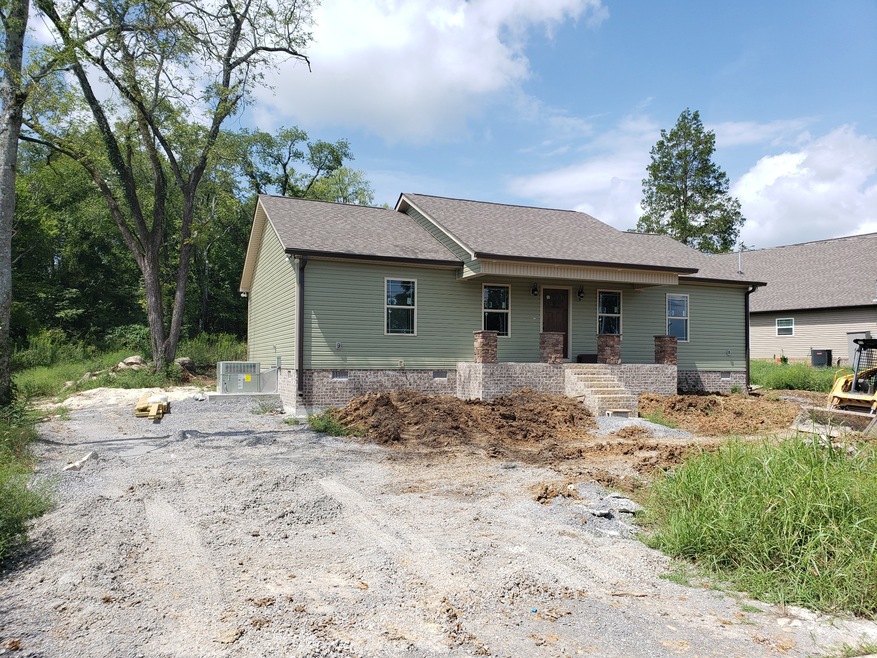 125 Blue Grass Dr, Shelbyville, TN 37160 - photo 1