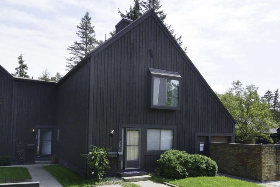 259Ballantrae_01