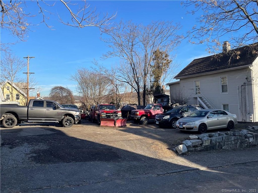 66 N Leonard St, Waterbury, CT 06708 - photo 1