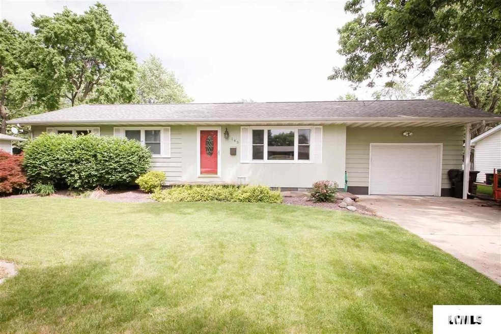 145 Regent St, Lincoln, IL 62656 - photo 1