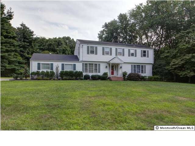 63 Chestnut Ridge Rd, Holmdel, NJ 07733 - photo 1