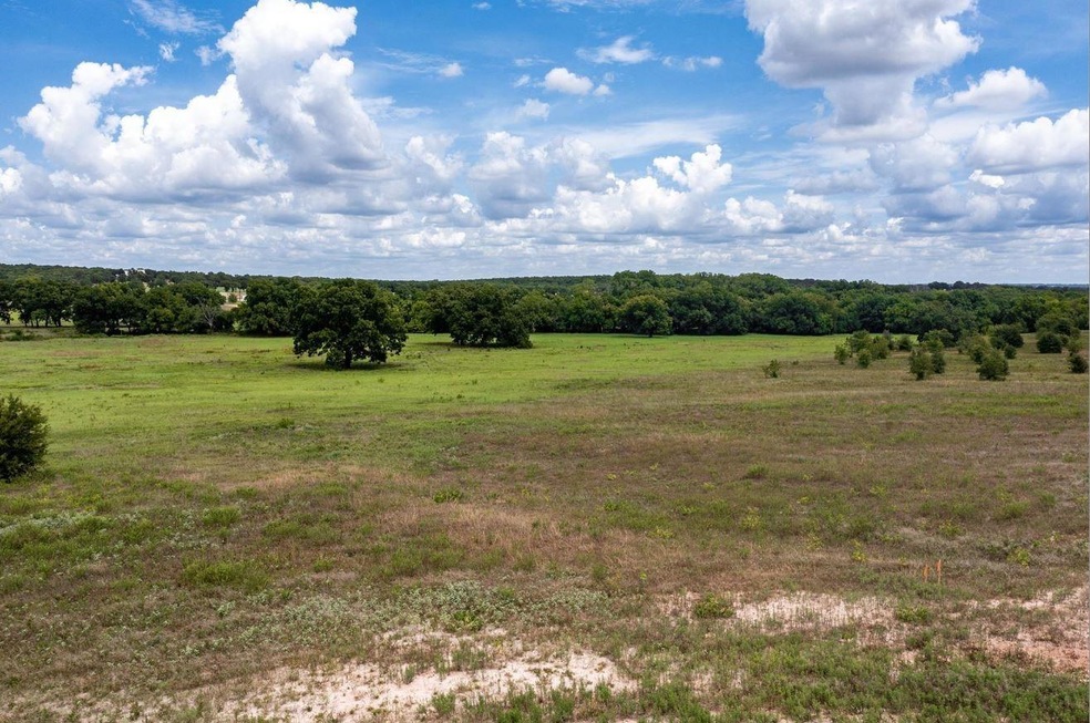 Stunning 6 acre parcel in Rolling Hills Ranch in A