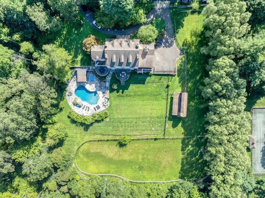 85 Spring Valley Rd, Ridgefield, CT 06877 - photo 1