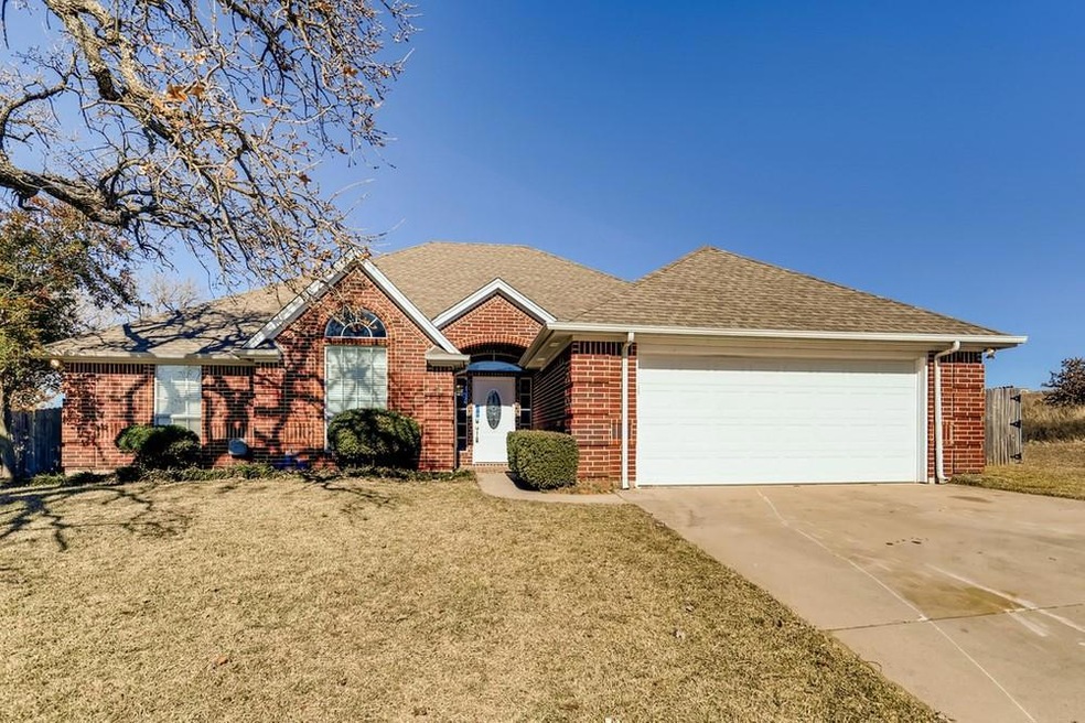 1300 Rodden Dr, Decatur, TX 76234 - photo 1