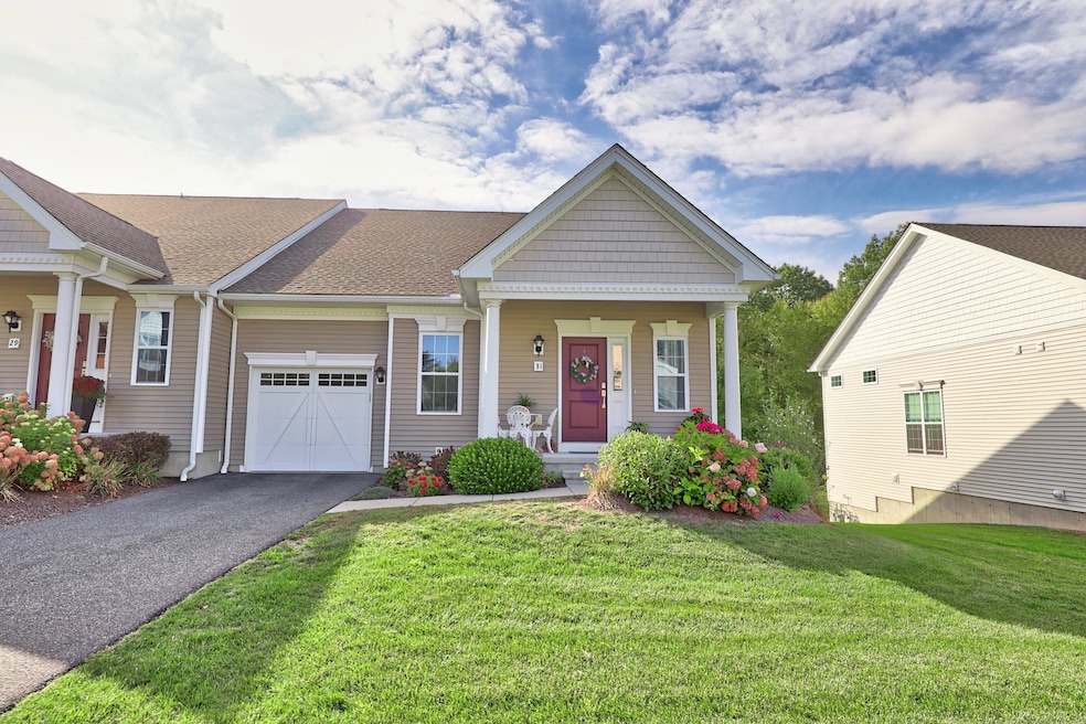 31 Tamarack Ct unit 31, Prospect, CT 06712 - photo 1